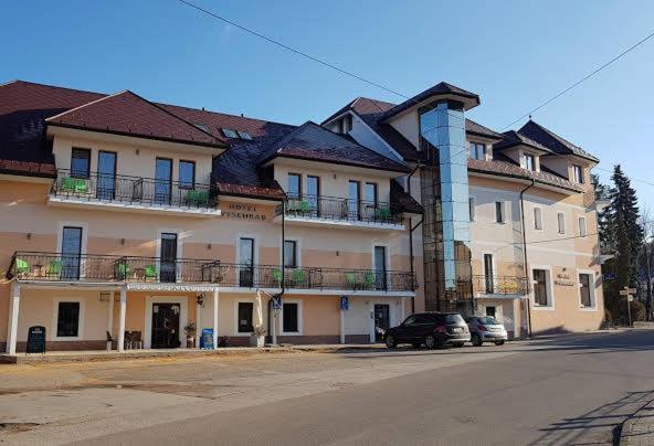 Hotel Vysehrad Turčianske Teplice Eksteriør bilde